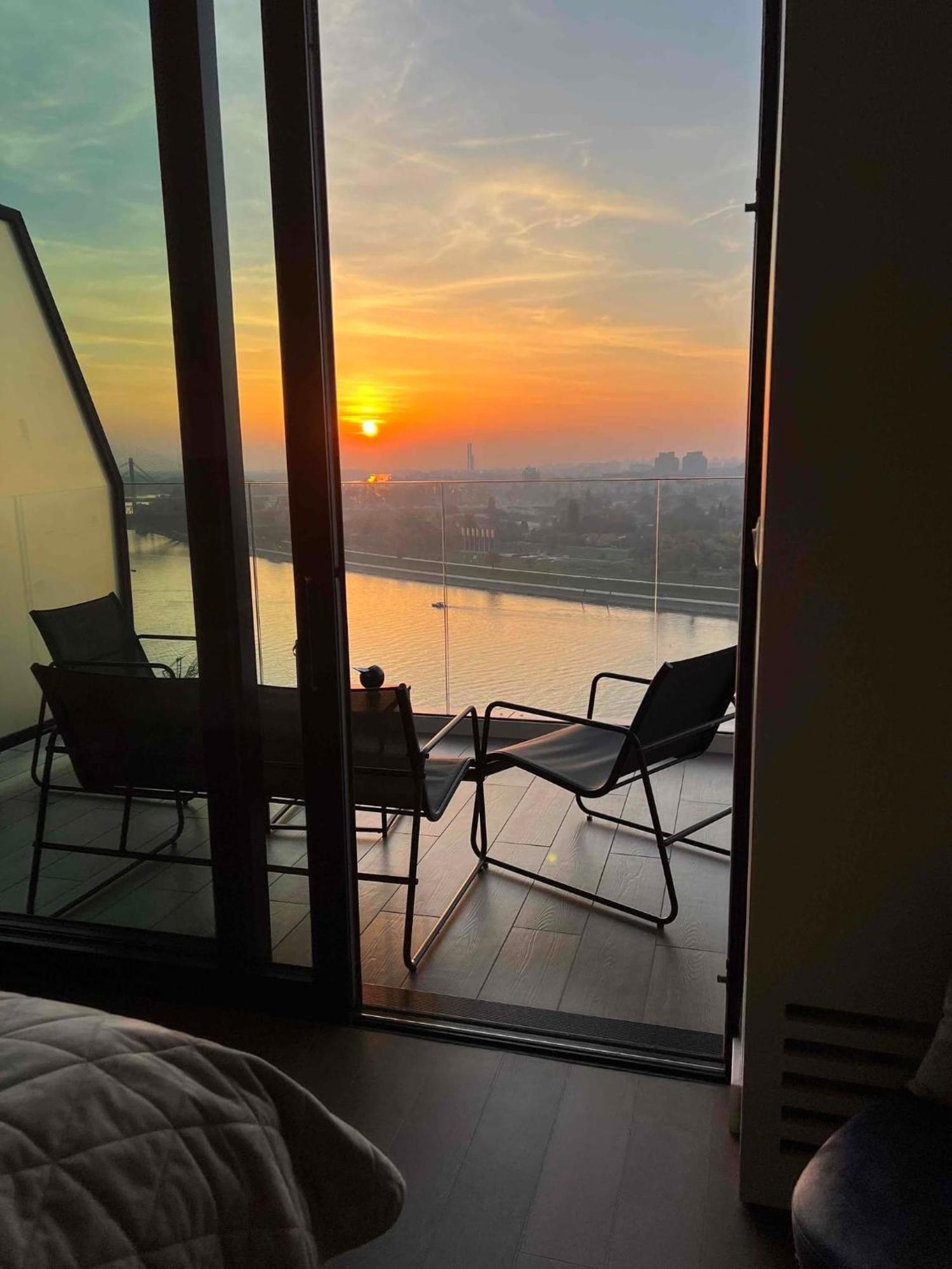 BW Terrace Top Floor Apartments With River View & Self Check-In Belgrade Luaran gambar