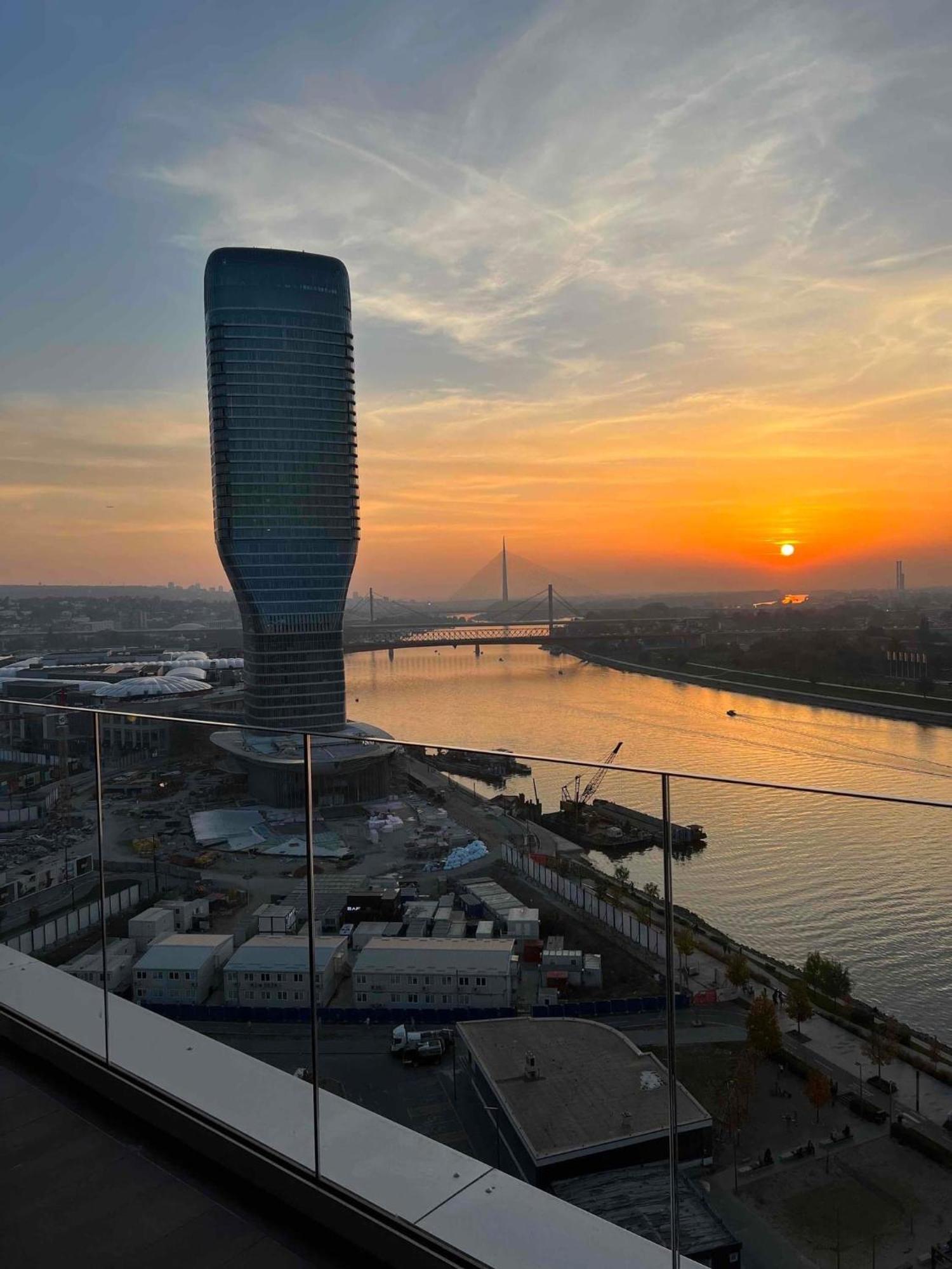 BW Terrace Top Floor Apartments With River View & Self Check-In Belgrade Luaran gambar