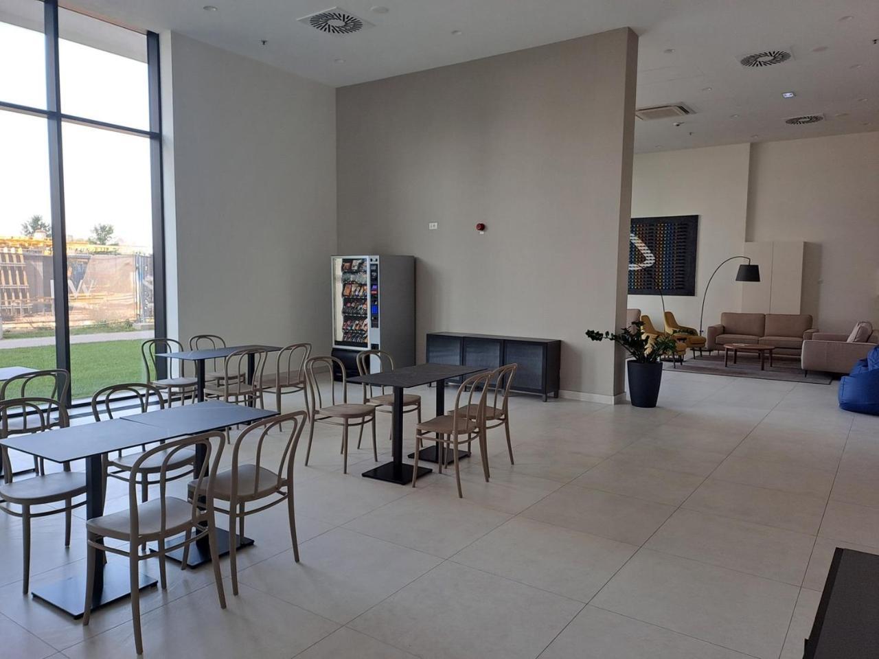BW Terrace Top Floor Apartments With River View & Self Check-In Belgrade Luaran gambar